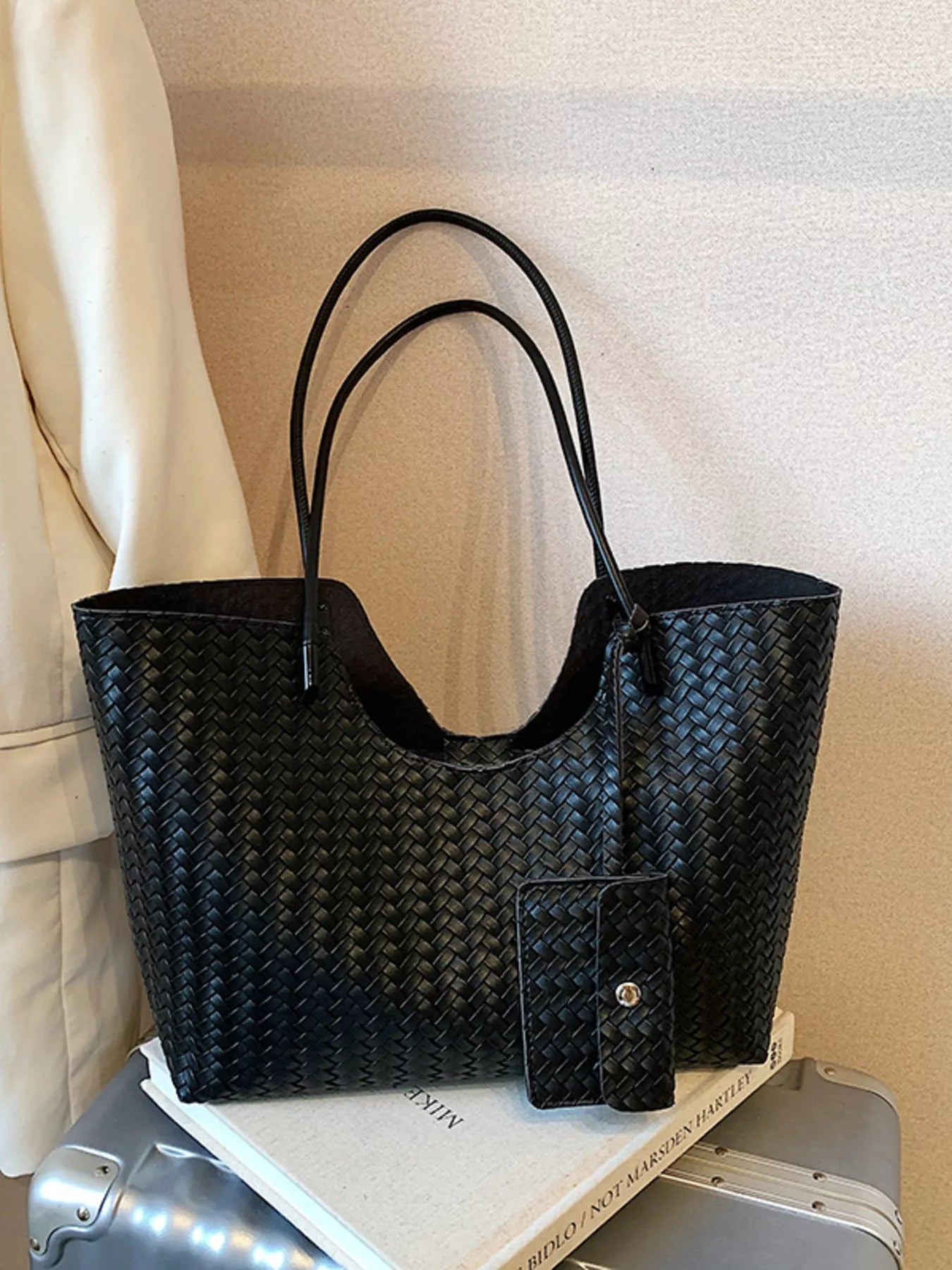 f2296dd448204f7196b9266c6aa0085b-Max-Origin